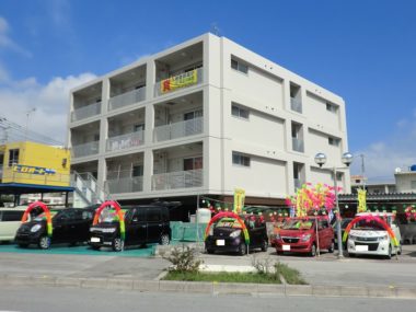 リトルヒルズ (駐車場有り)