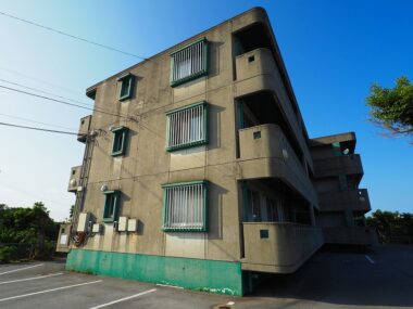 マンション山川