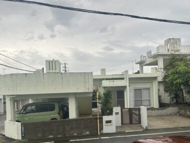 古謝津嘉山町貸家