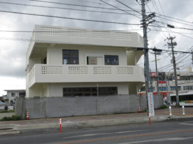 T-HOUSE
